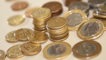 Parte da população ainda guarda moedas em casa, diz Banco Central