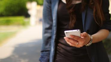 Anatel deve mudar regras para impedir cobranças após roubo de celular