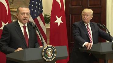 Economia mundial reage a crise entre Turquia e EUA e pode atingir Otan