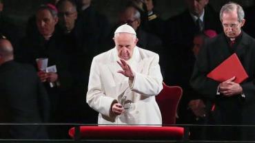 Papa admite demora da Igreja em agir contra pedofilia