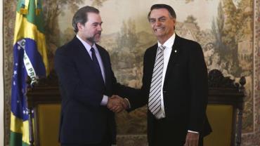 Dias Toffoli afirma que Bolsonaro o consultou antes de anunciar assessor do STF na Defesa