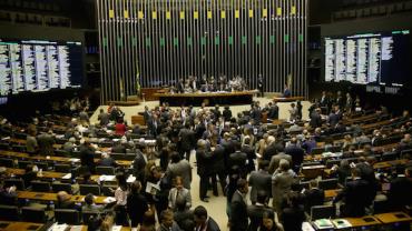 Câmara aprova intervenção federal em Roraima
