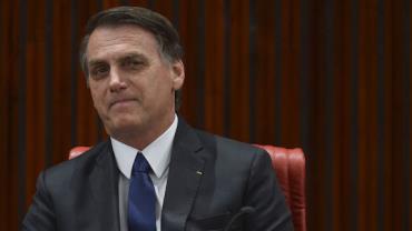 Bolsonaro: "Lei trabalhista tem que se aproximar da informalidade"