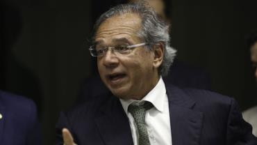 Paulo Guedes afirma que novos presidentes de bancos públicos colocarão "fim à falcatrua"