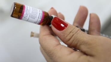Escolas de SP terão postos de vacinação para combater sarampo
