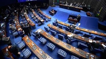 Senado aprova PEC que torna feminicídio crime imprescritível