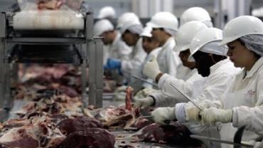 Bolsonaro diz que governo não atuará para baixar o preço da carne