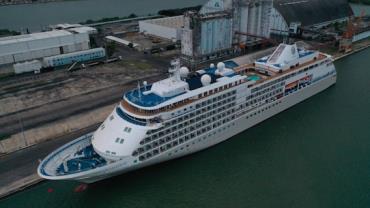 Após suspeita de coronavírus, navio de cruzeiro é mantido em isolamento no Recife