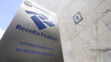 Auxílio de R$ 600: Receita regulariza 13,6 milhões de CPF