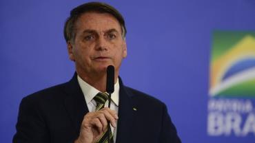 Três testes de Bolsonaro deram negativo para o novo coronavírus, atestam laudos