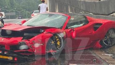 Rapper destrói Ferrari em acidente de trânsito