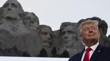 Trump ataca revolução cultural "de esquerda" no Monte Rushmore