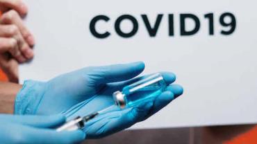 Vacinação anti-Covid vai começar por médicos e idosos na Itália