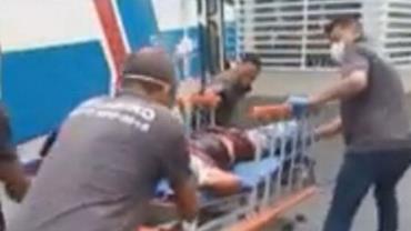Assalto a ônibus no Rio de Janeiro acaba com dois passageiros baleados
