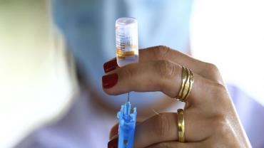 Prefeitura do Rio prevê vacinar 100 mil idosos entre 80 e 82 anos