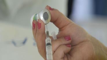 Covid-19: vacinação de pessoas com comorbidades começa em maio