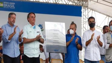 Governo entrega 500 casas populares em Maceió e inaugura viaduto