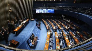 Senado aprova MP que viabiliza a privatização da Eletrobras