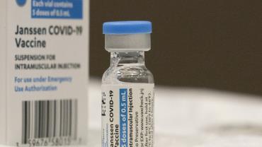 Ministro da Saúde anuncia chegada de 1,5 milhão de doses da vacina da Janssen