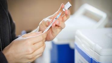 Covid-19: STJ nega pedido de prioridade da vacinação de adolescentes