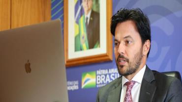 Ministro defende privatização dos Correios em pronunciamento