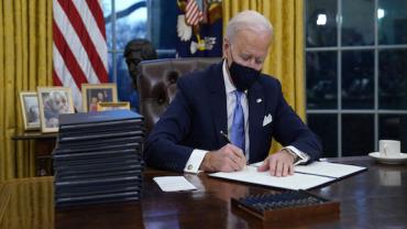 Biden defende retirada de tropas dos EUA do Afeganistão