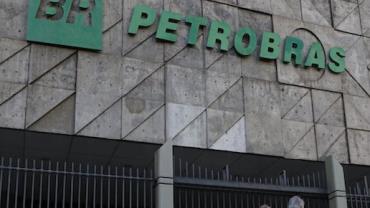 Petrobras reajusta hoje preços do gás de cozinha e da gasolina