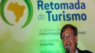 Governo lança guia com ações para retomada econômica do turismo