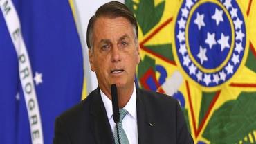 Presidente regulamenta auxílio-gás e Programa Alimenta Brasil