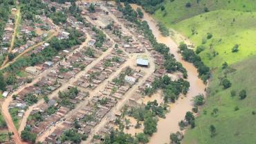 "Maior desastre natural da história", diz governador da Bahia