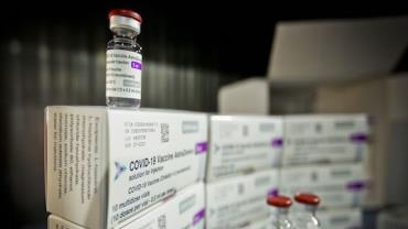 Brasil terá vacina 100% nacional, após Anvisa aprovar insumo produzido pela Fiocruz