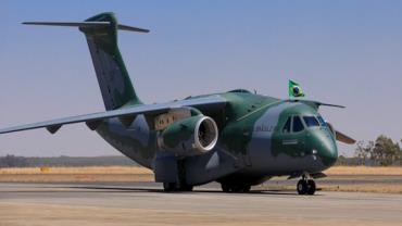 Força Aérea enviará aeronave para resgate de brasileiros que fogem da Ucrânia