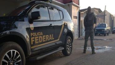 Polícia Federal combate acusados de tráfico de drogas no Rio