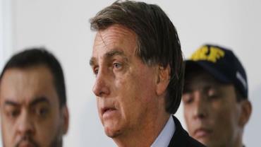 Presidente Jair Bolsonaro é hospitalizado em Brasília