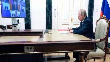 Kremlin condena fala de Biden, que chamou Putin de criminoso de guerra