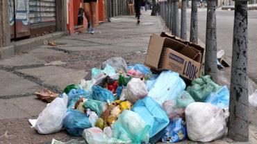 Garis em greve concordam em reduzir pauta de reivindicação