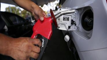 Preço da gasolina aumenta pela segunda semana seguida