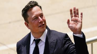 Ministro confirma chegada de Elon Musk ao Brasil nesta sexta-feira (20)