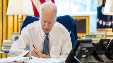 Joe Biden testa positivo para covid-19