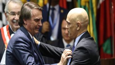 Bolsonaro afirma que participará de posse de Alexandre de Moraes no TSE