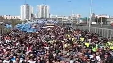 Argentina é tomada por protestos após atentado contra Cristina Kirchner