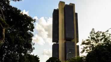 Emissões de títulos no Brasil equivalem a 135% do PIB