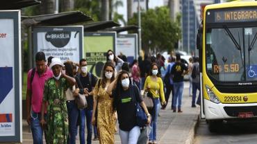 Covid-19: universidades do Rio recomendam volta do uso de máscaras