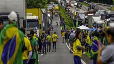 PRF registra 22 interdições e 10 bloqueios em estradas federais