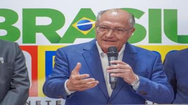 Alckmin anuncia parlamentares que vão compor a equipe de transição