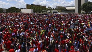 Milhares de pessoas participam de celebrações da posse de Lula