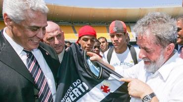 Lula lamenta morte de Roberto Dinamite: "Gigante na história do Vasco"