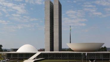 Congresso empossa hoje 513 deputados e 27 senadores