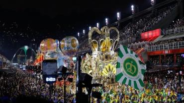 Sancionada lei que reconhece escola de samba como patrimônio cultural