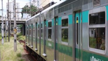 Metrô de São Paulo aprova greve para terça-feira (28)